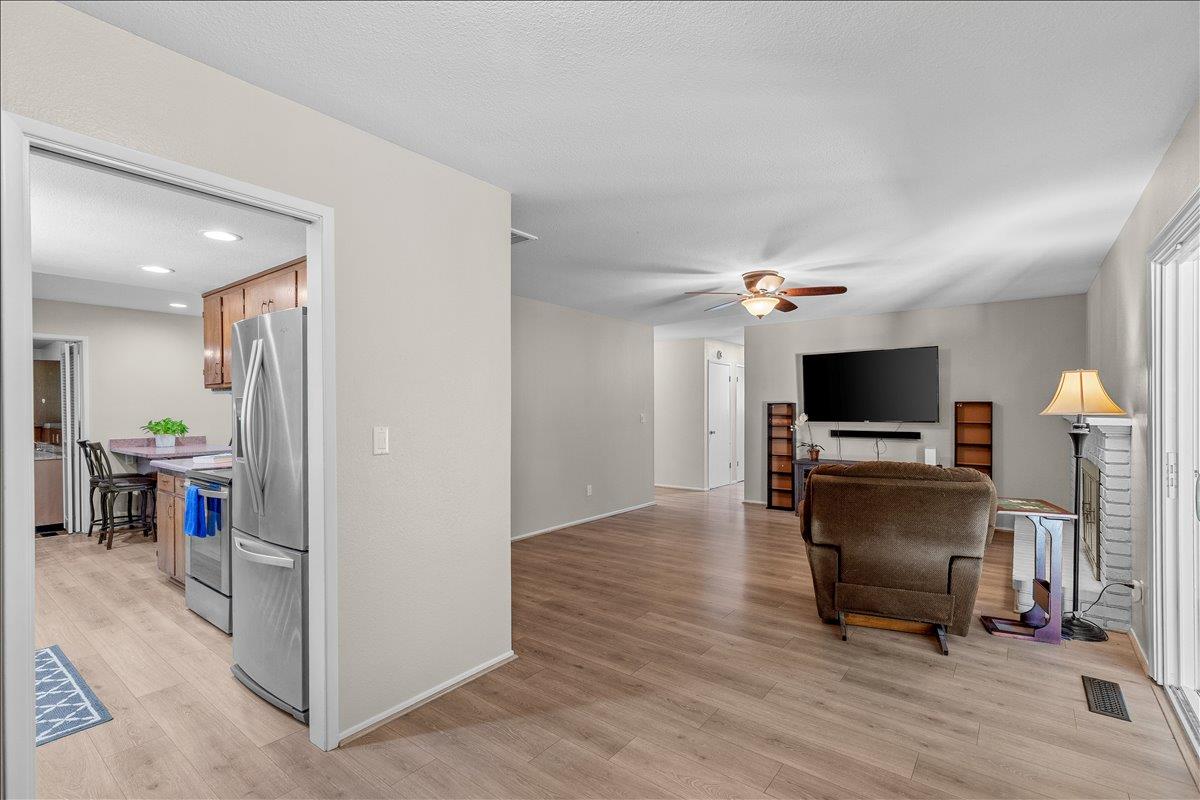 3309 Benton Cir, Modesto, CA 95350