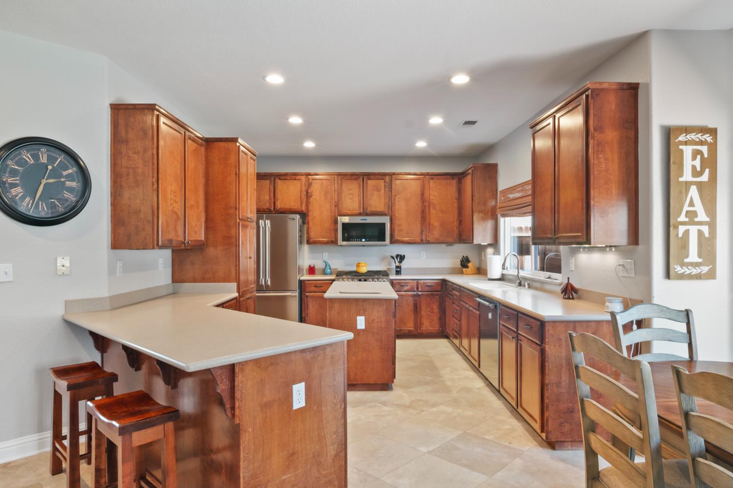 1716 Candler Lane, Modesto, CA 95355