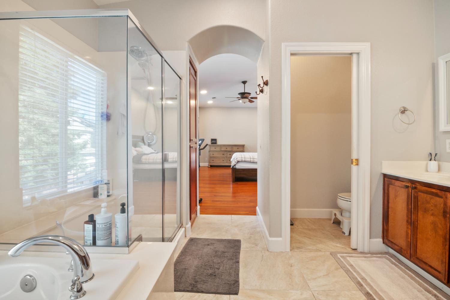 1716 Candler Lane, Modesto, CA 95355