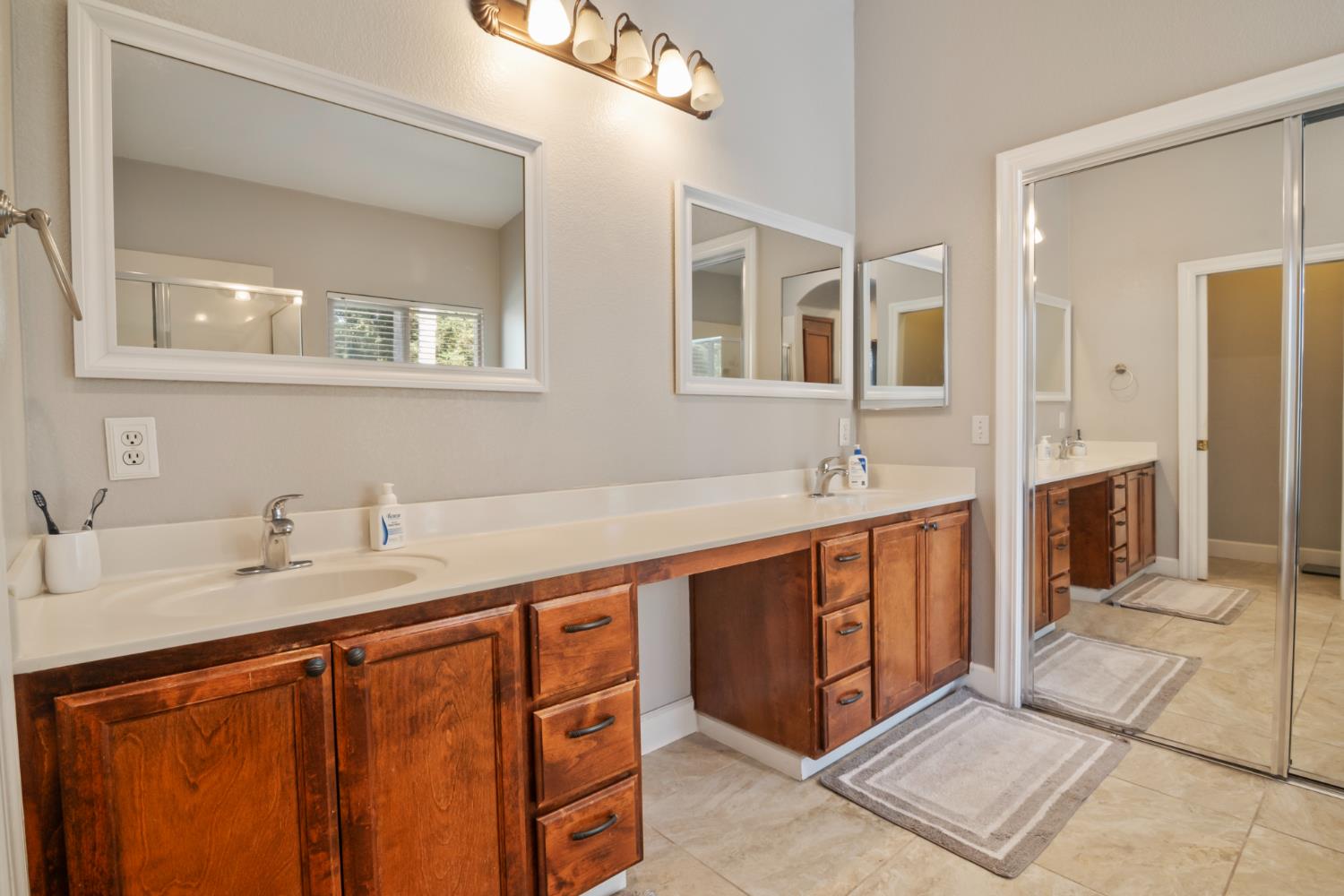 1716 Candler Lane, Modesto, CA 95355