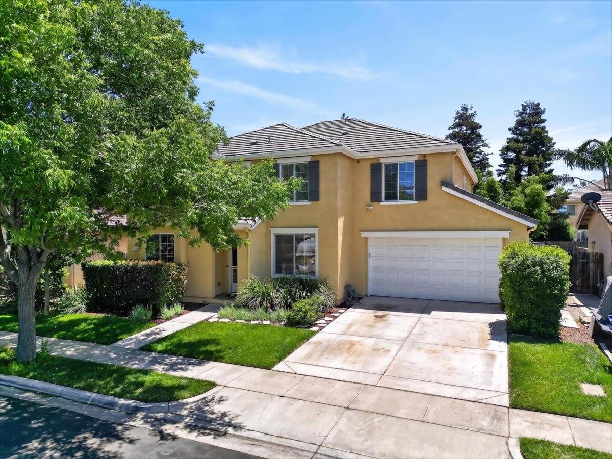 1438 Toggenberg St, Patterson, CA 95363