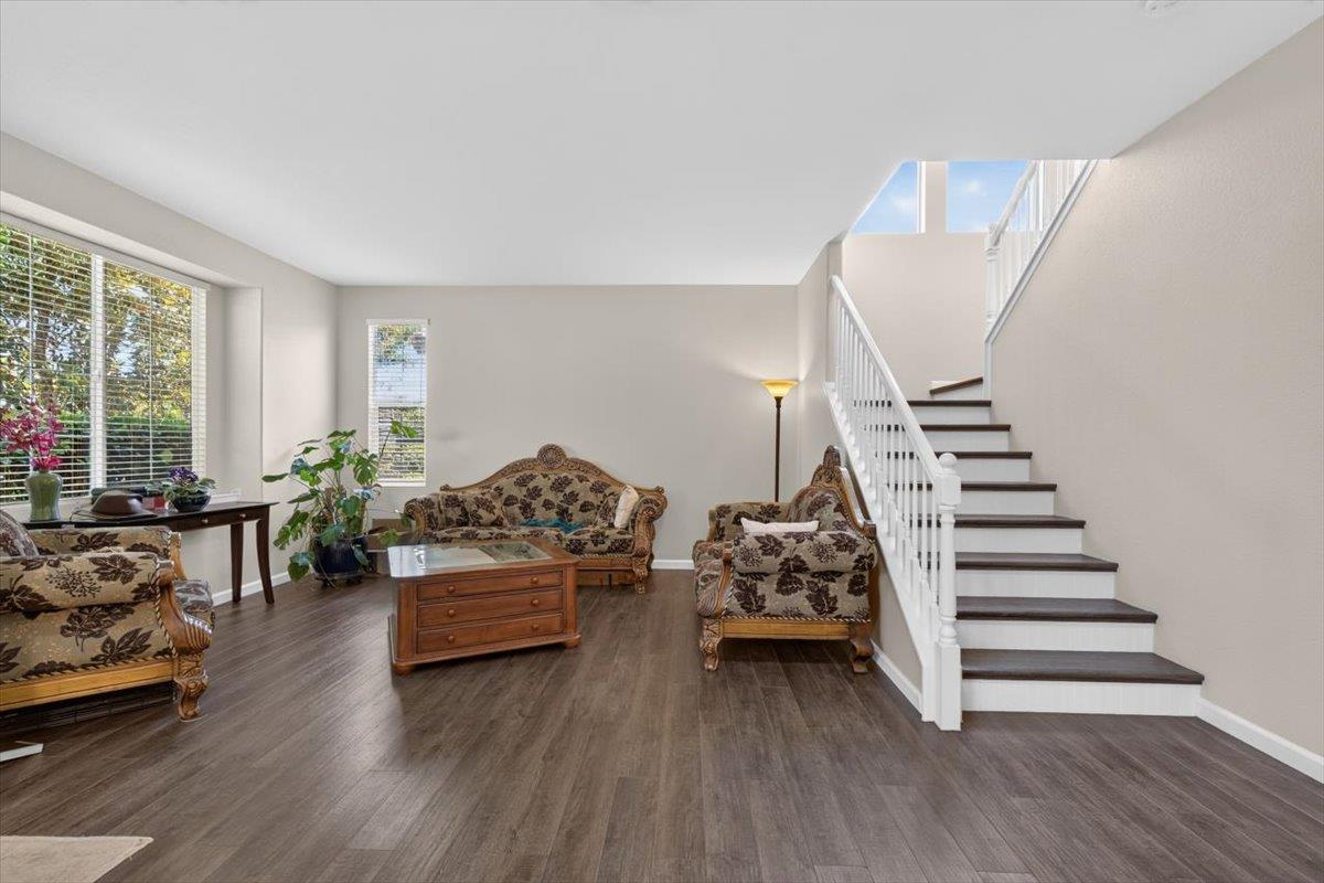 1438 Toggenberg St, Patterson, CA 95363