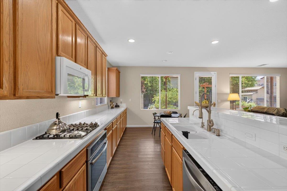 1438 Toggenberg St, Patterson, CA 95363