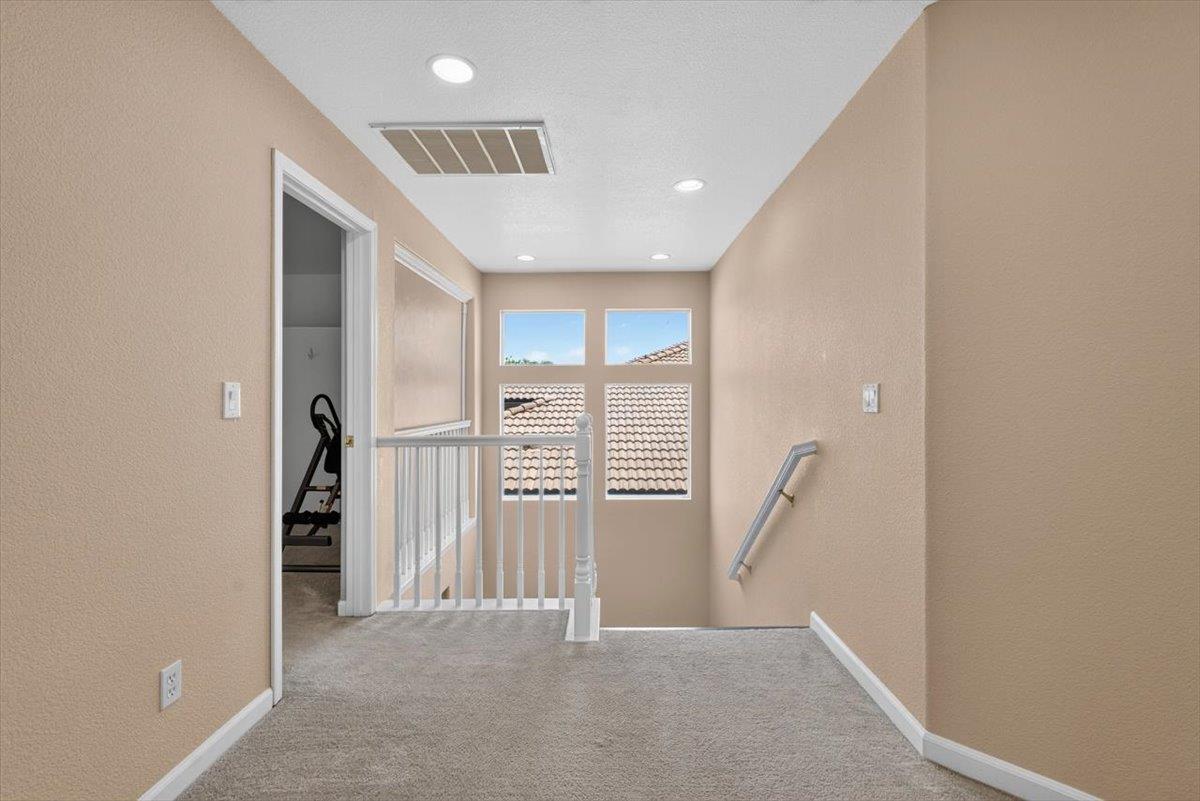 1438 Toggenberg St, Patterson, CA 95363