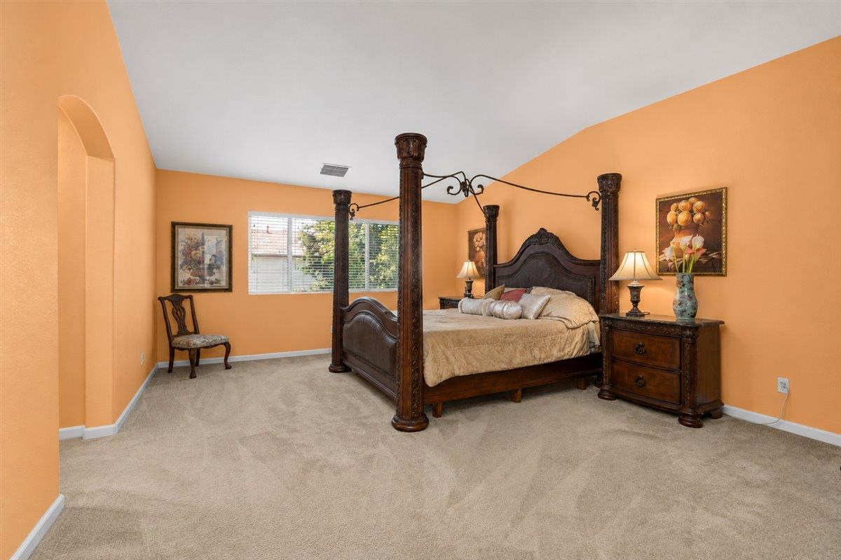 1438 Toggenberg St, Patterson, CA 95363