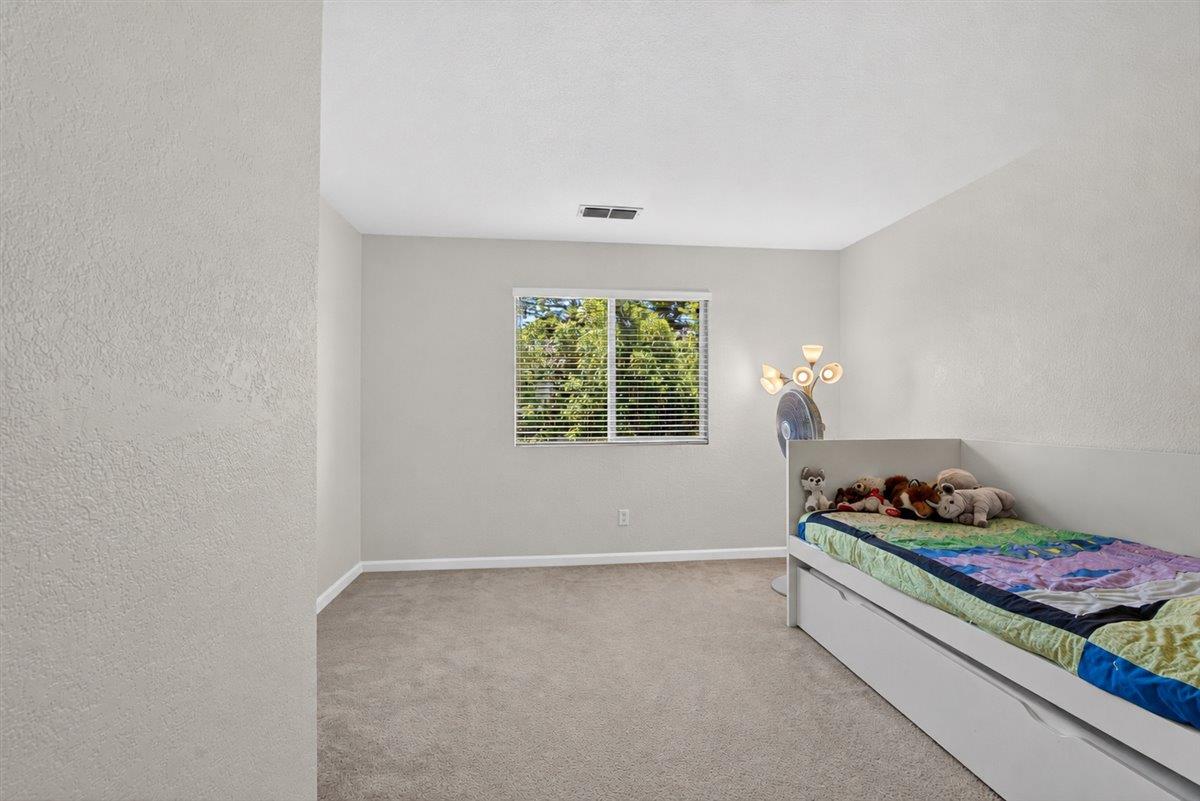 1438 Toggenberg St, Patterson, CA 95363