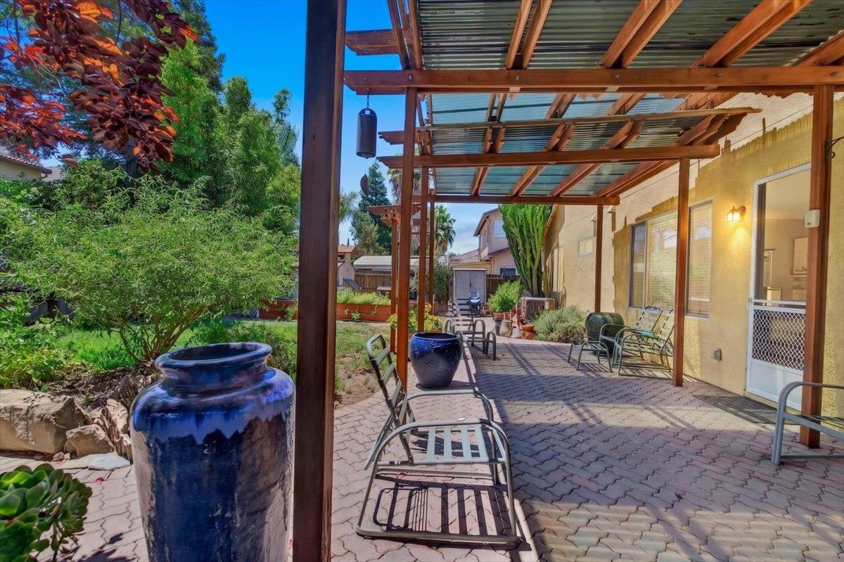 1438 Toggenberg St, Patterson, CA 95363