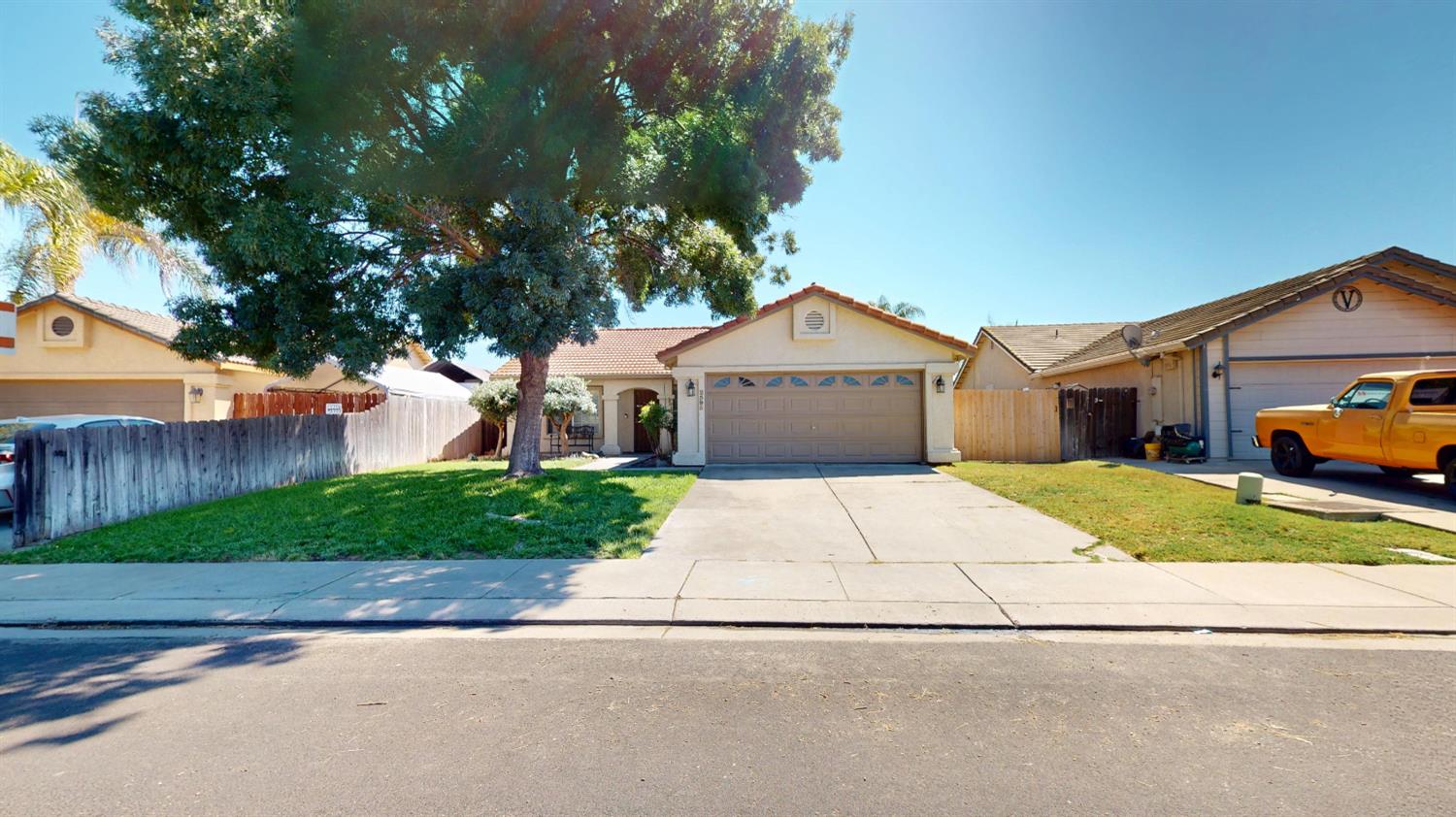 2595 Bordona Dr, Riverbank, CA 95367