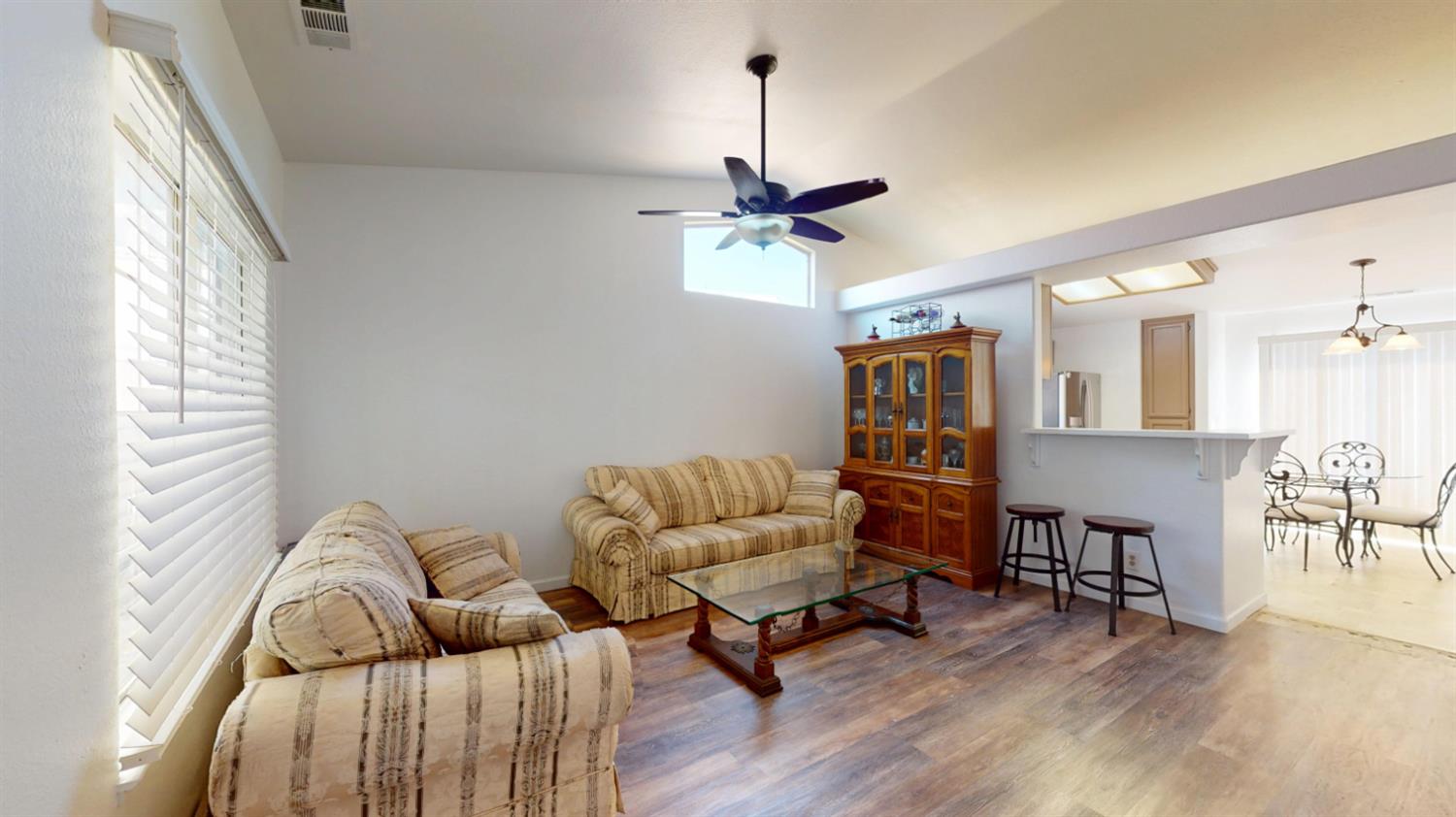 2595 Bordona Dr, Riverbank, CA 95367