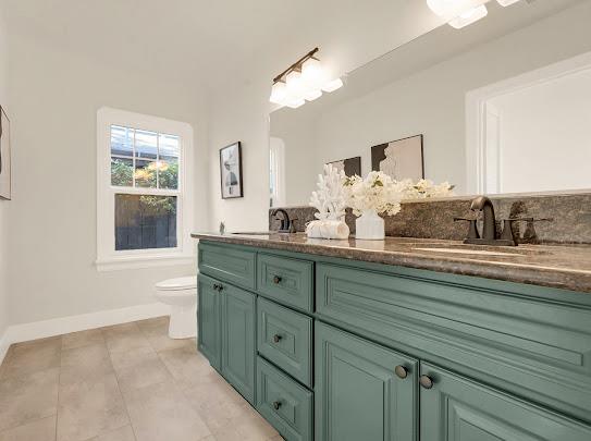 131 Loma Vista Way, Modesto, CA 95354