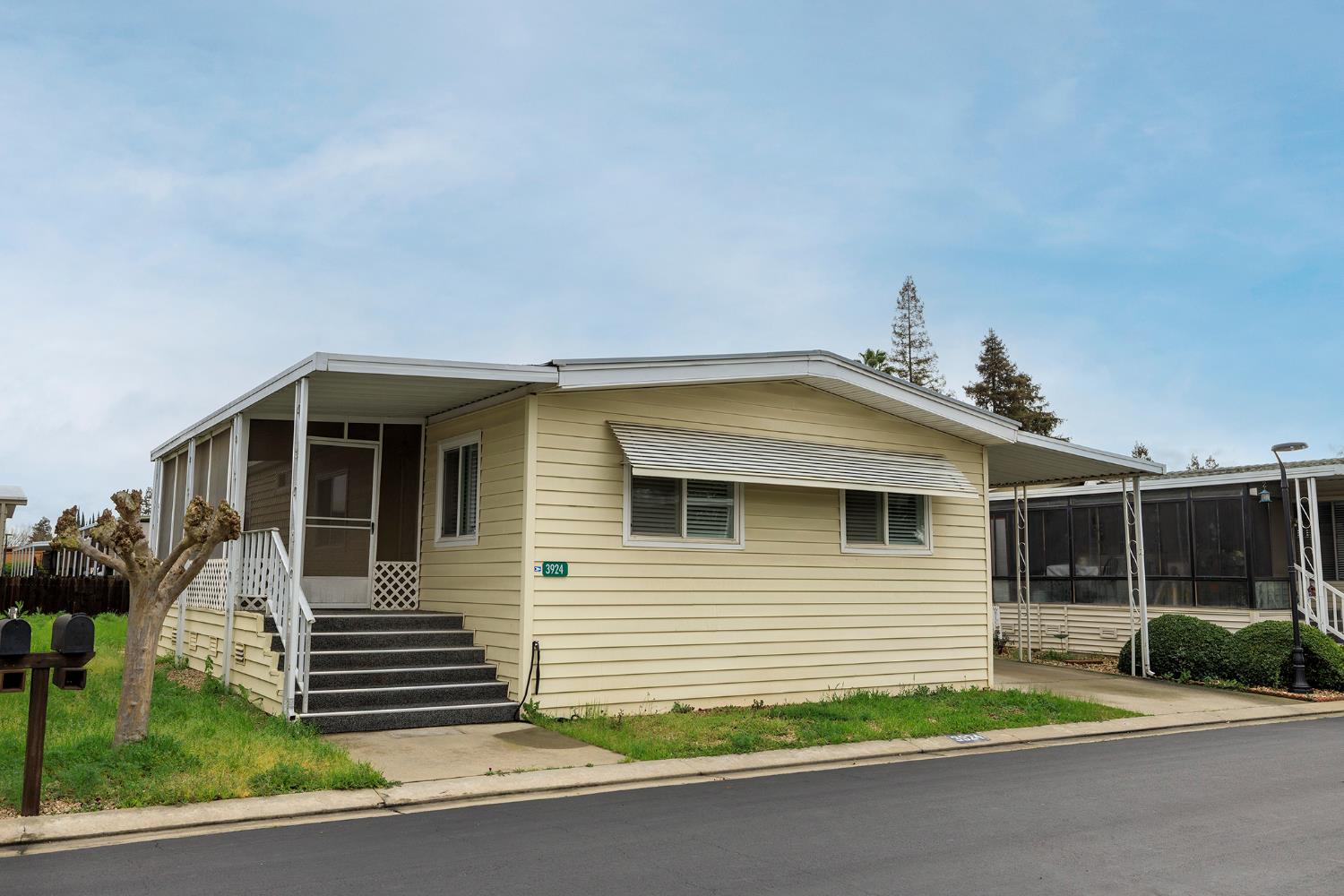 3924 Lahaina, Modesto, CA 95355