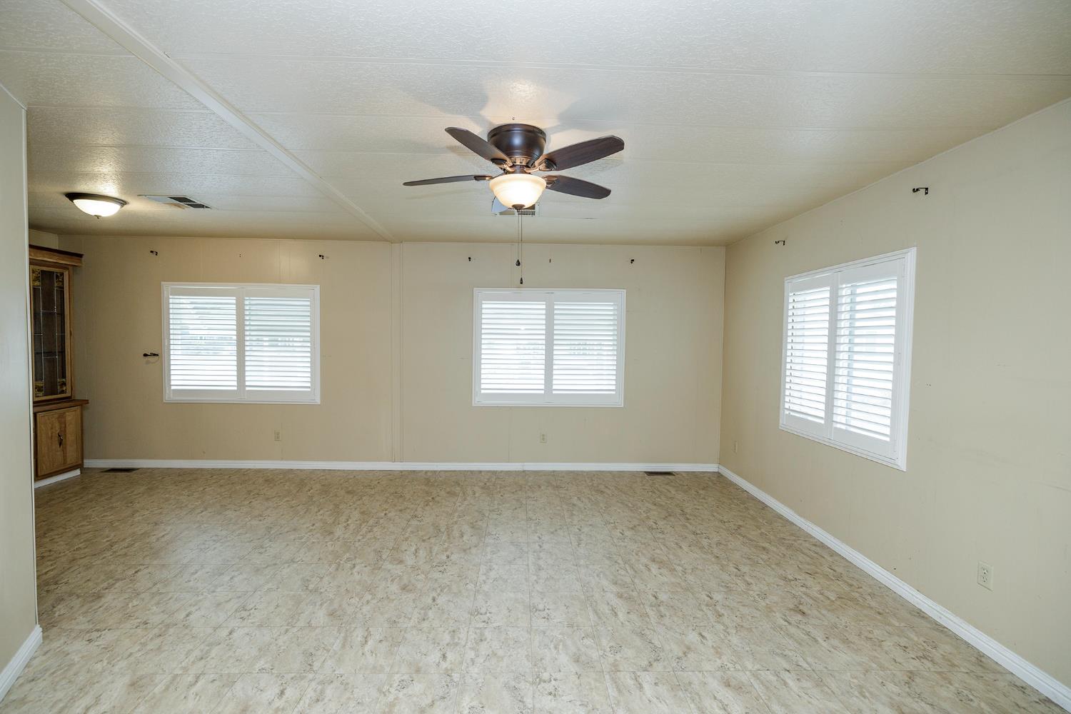 3924 Lahaina, Modesto, CA 95355