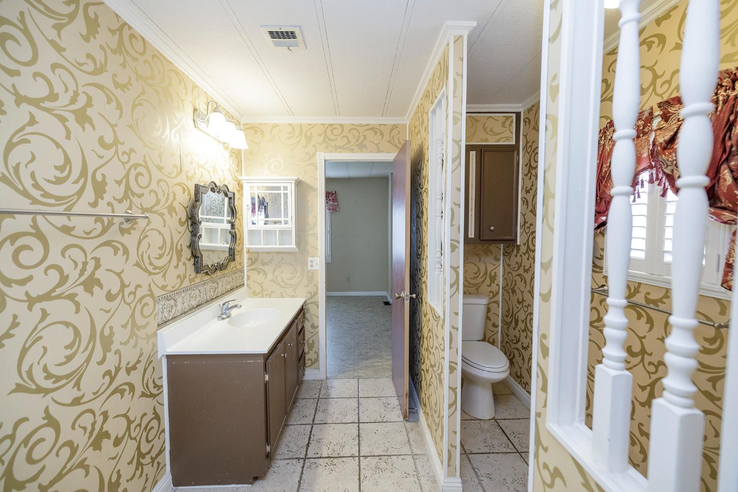 3924 Lahaina, Modesto, CA 95355