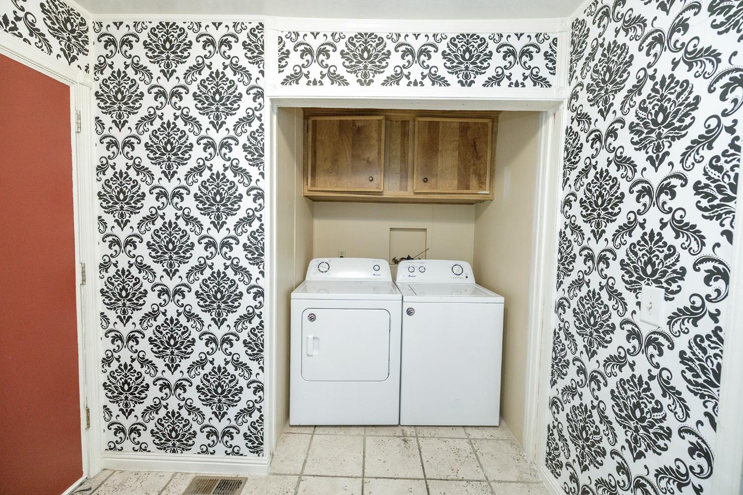 3924 Lahaina, Modesto, CA 95355