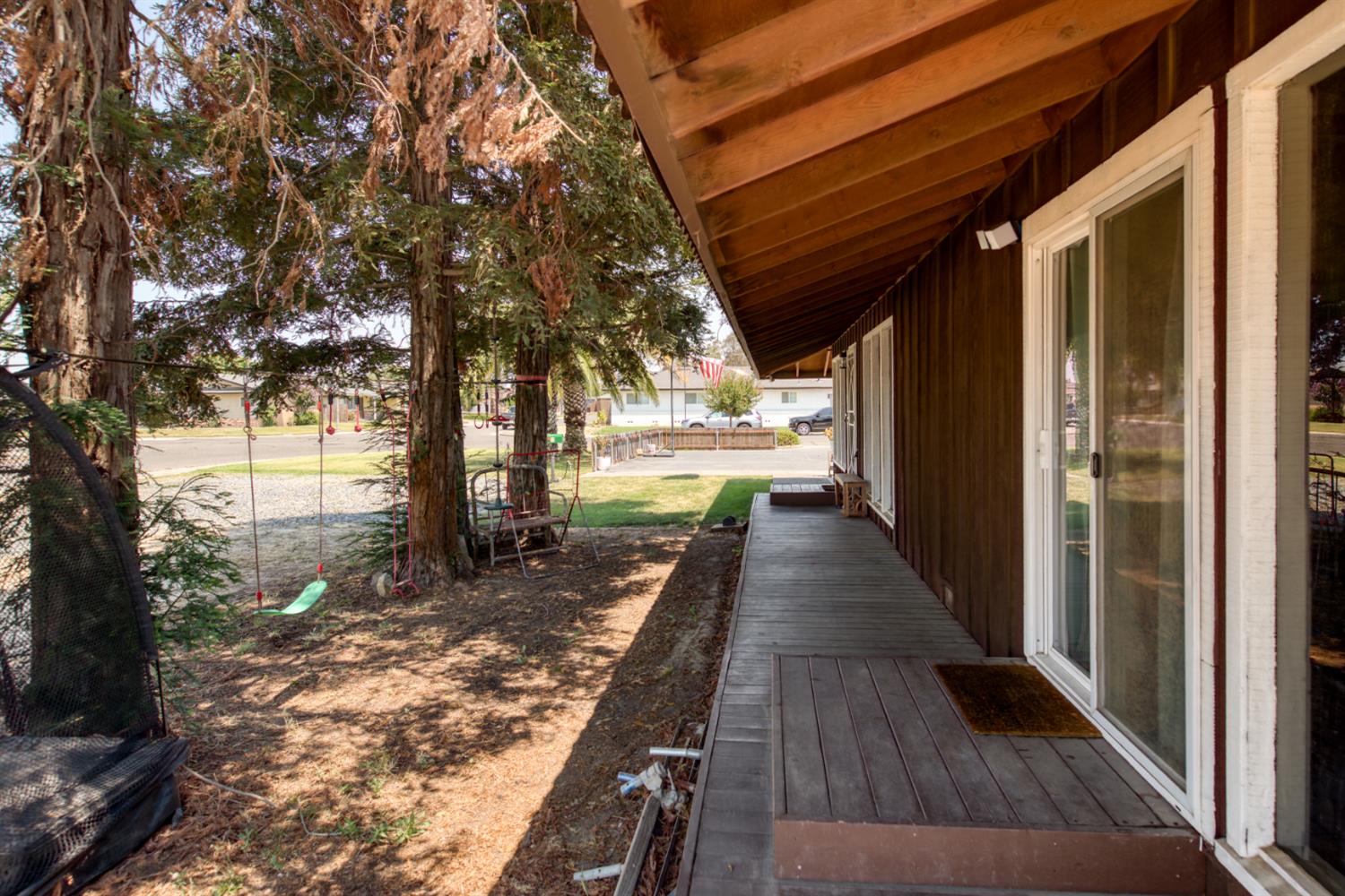 1415 Oklahoma Ave, Escalon, CA 95320
