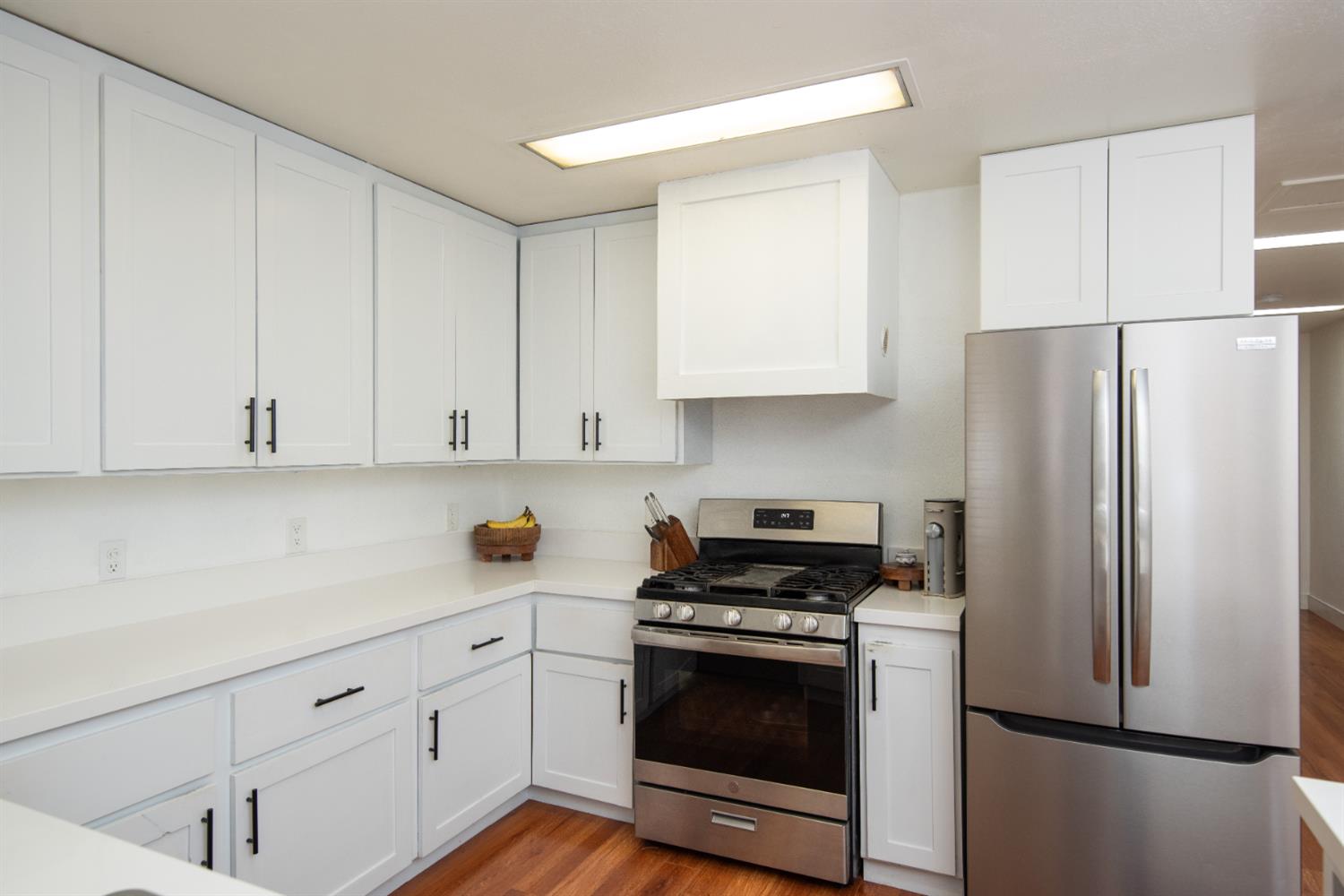 1415 Oklahoma Ave, Escalon, CA 95320