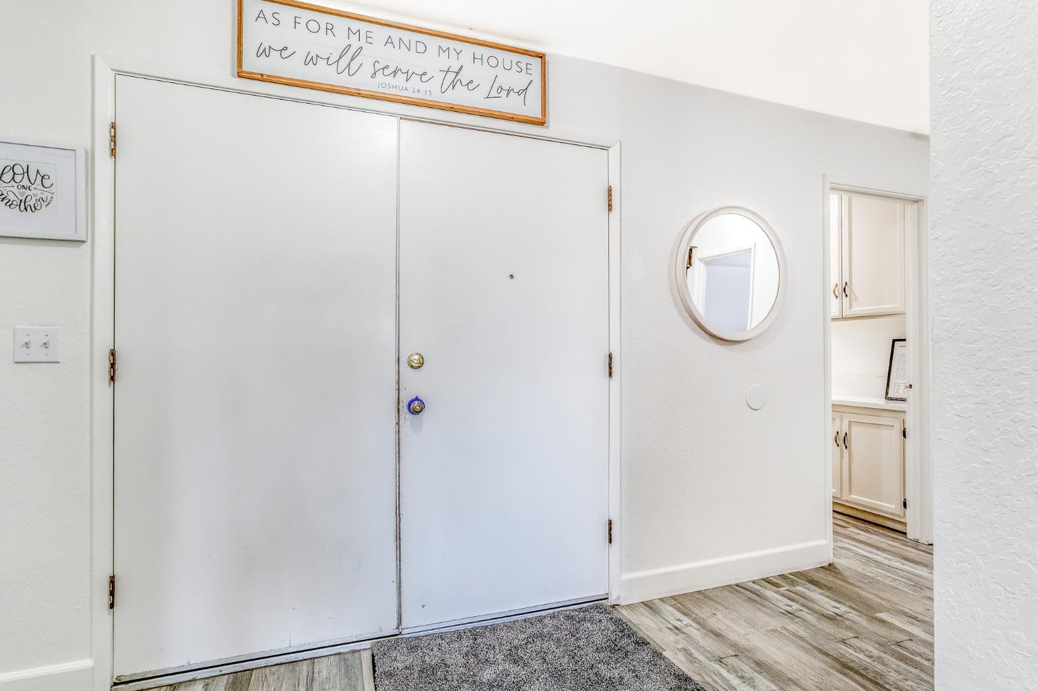 428 N Western Ave, Waterford, CA 95386