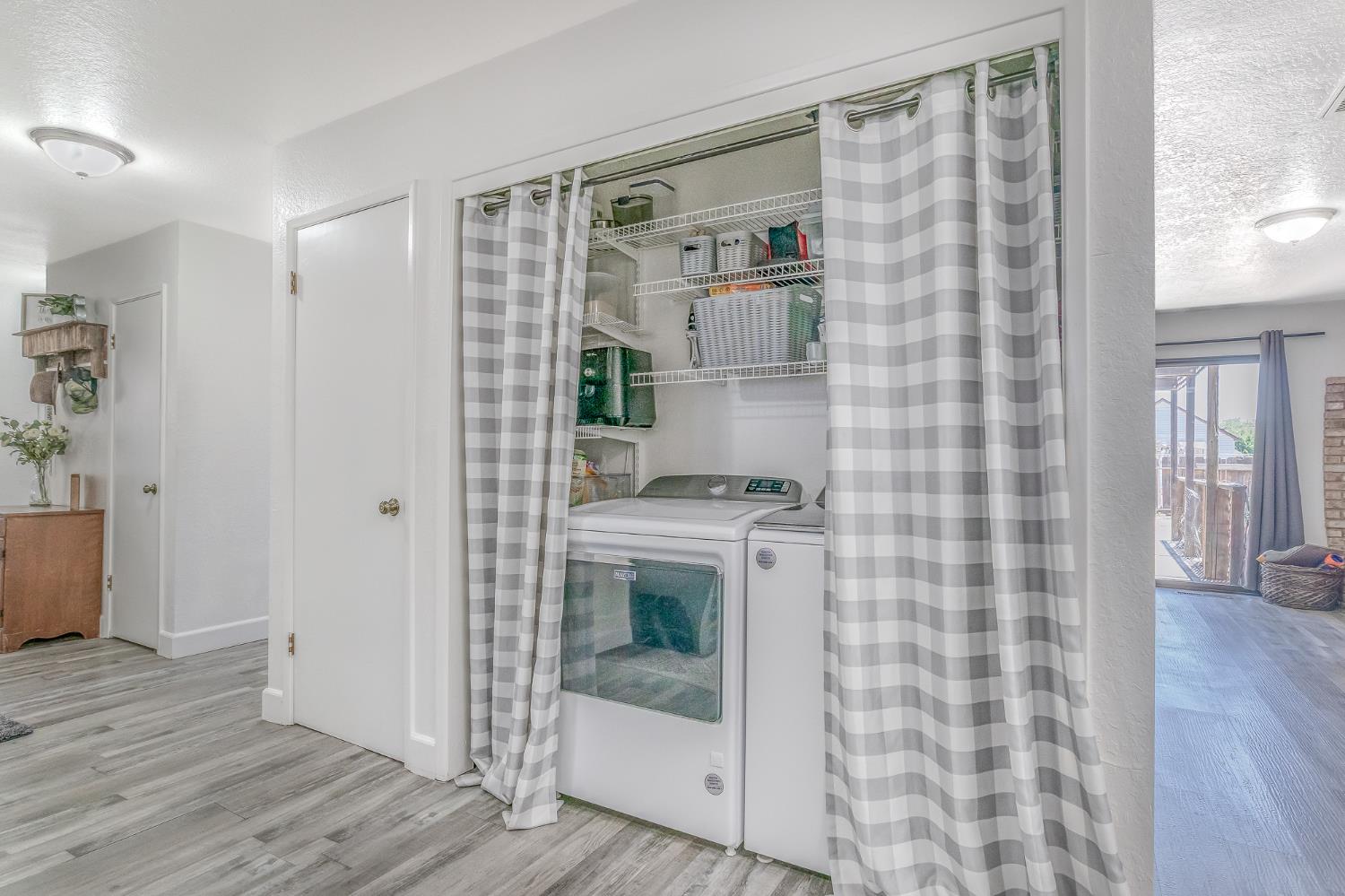 428 N Western Ave, Waterford, CA 95386
