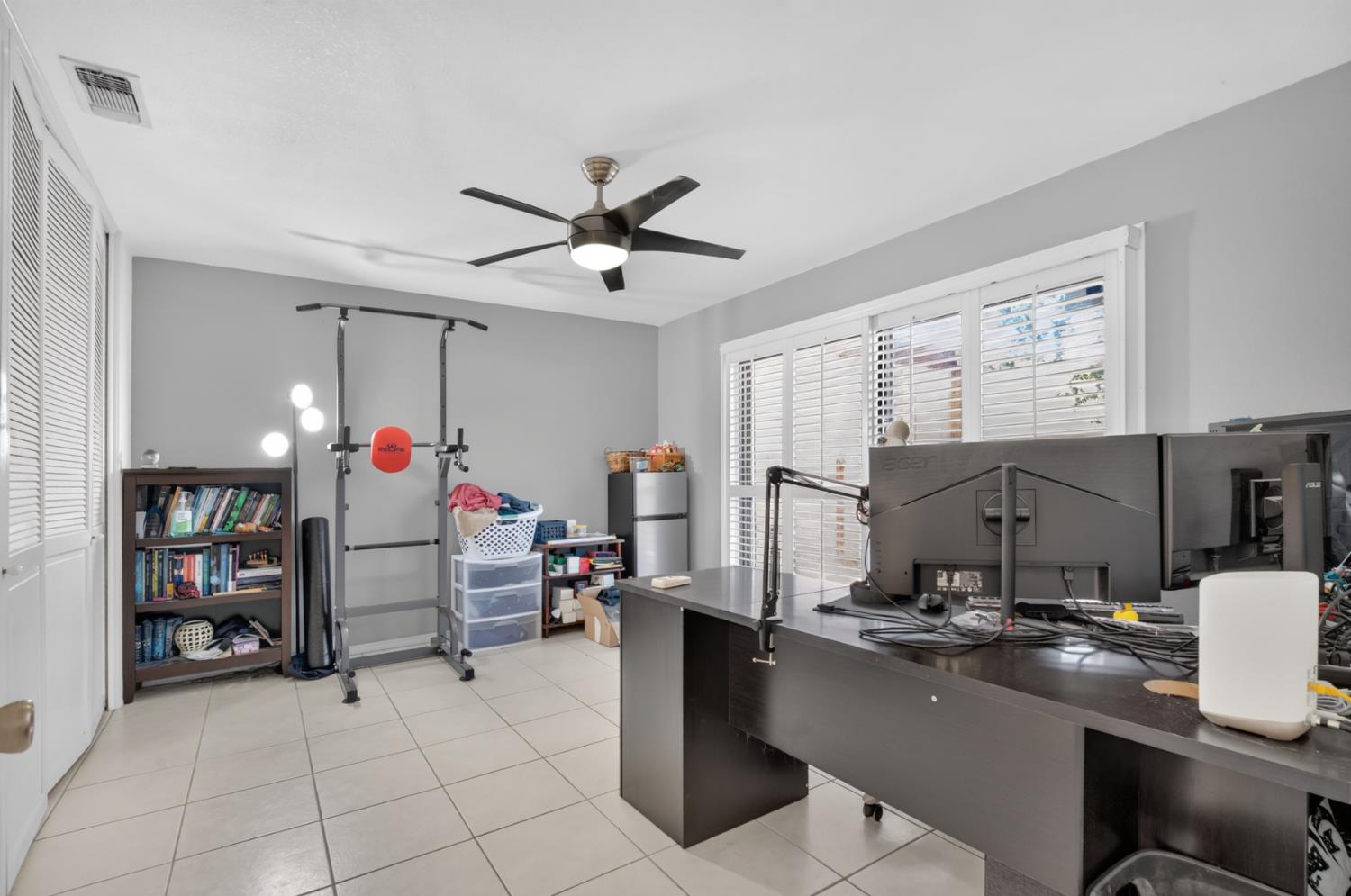 600 Edgebrook Ct, Modesto, CA 95354