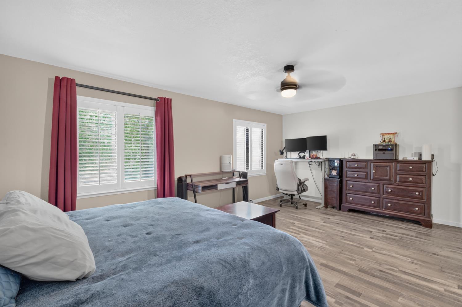600 Edgebrook Ct, Modesto, CA 95354