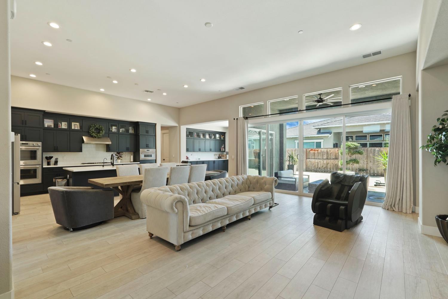 2573 Feathermint Ln, Turlock, CA 95382