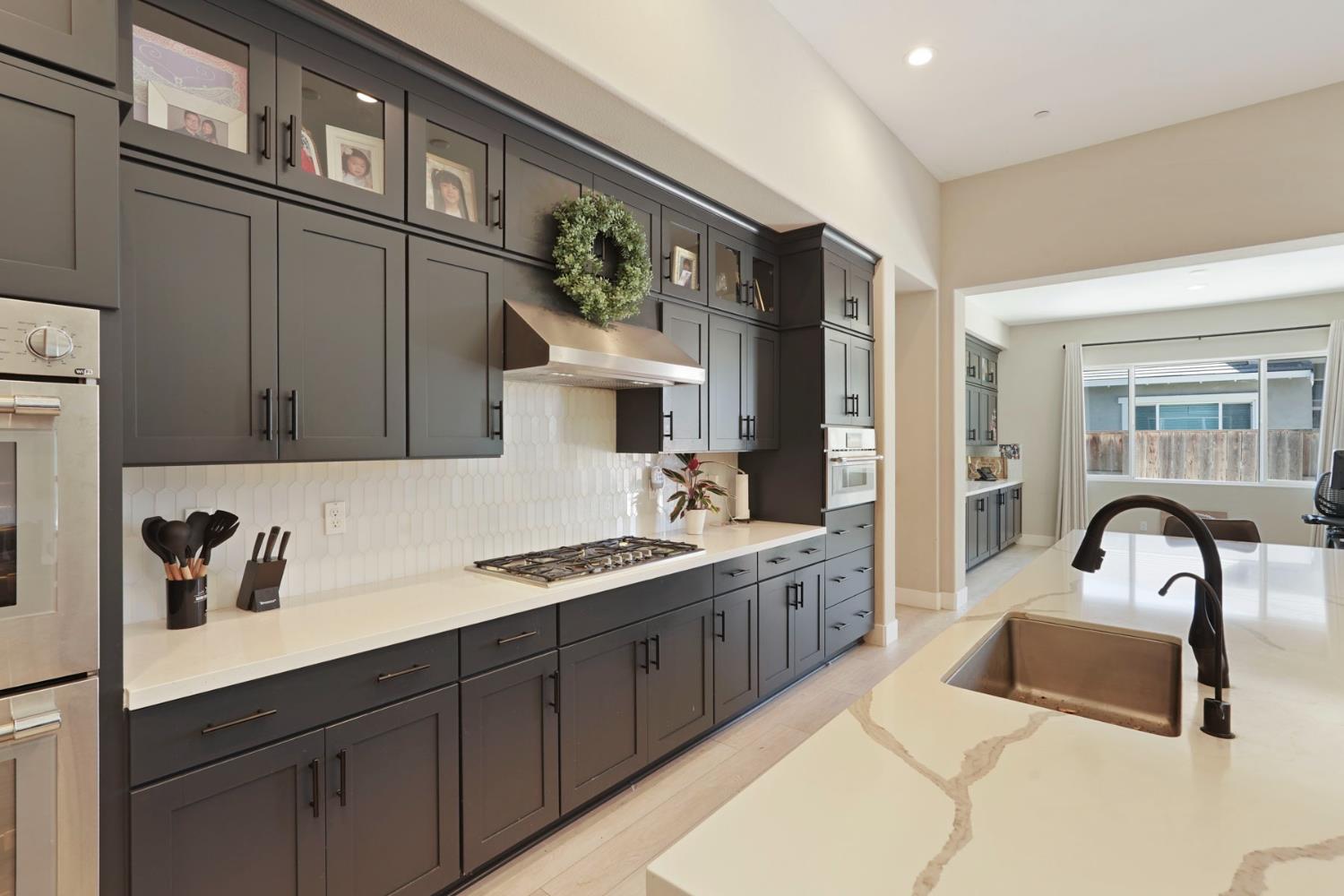 2573 Feathermint Ln, Turlock, CA 95382
