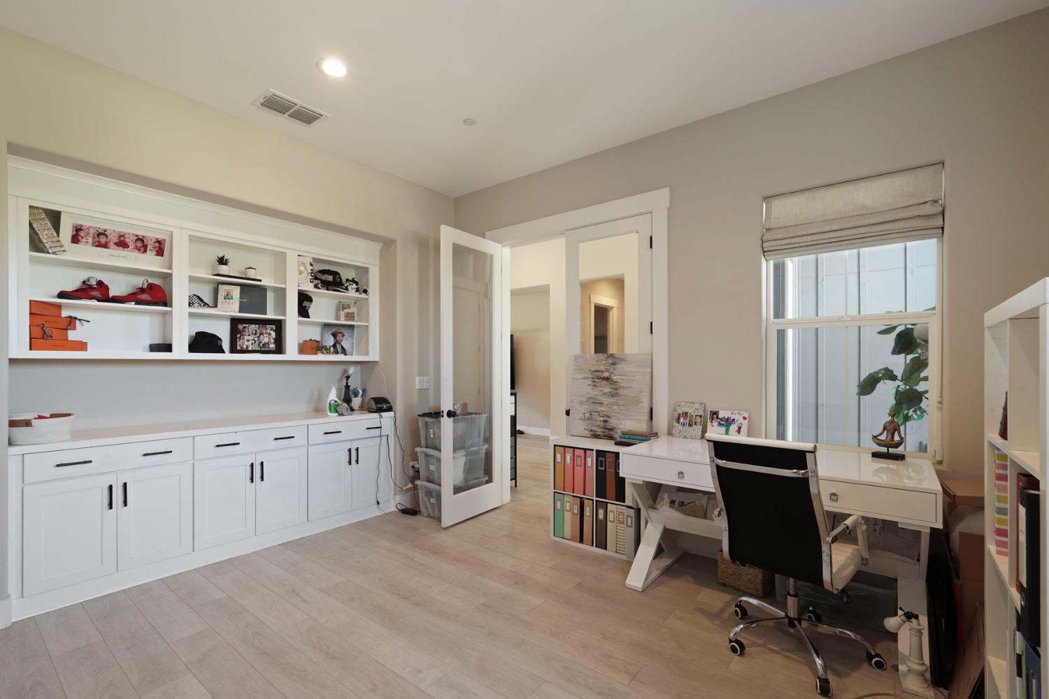 2573 Feathermint Ln, Turlock, CA 95382