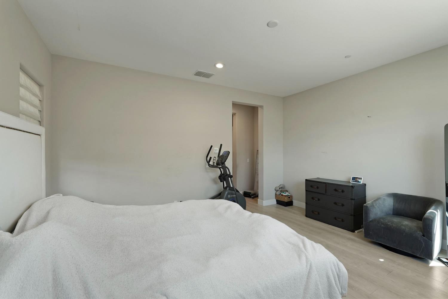 2573 Feathermint Ln, Turlock, CA 95382