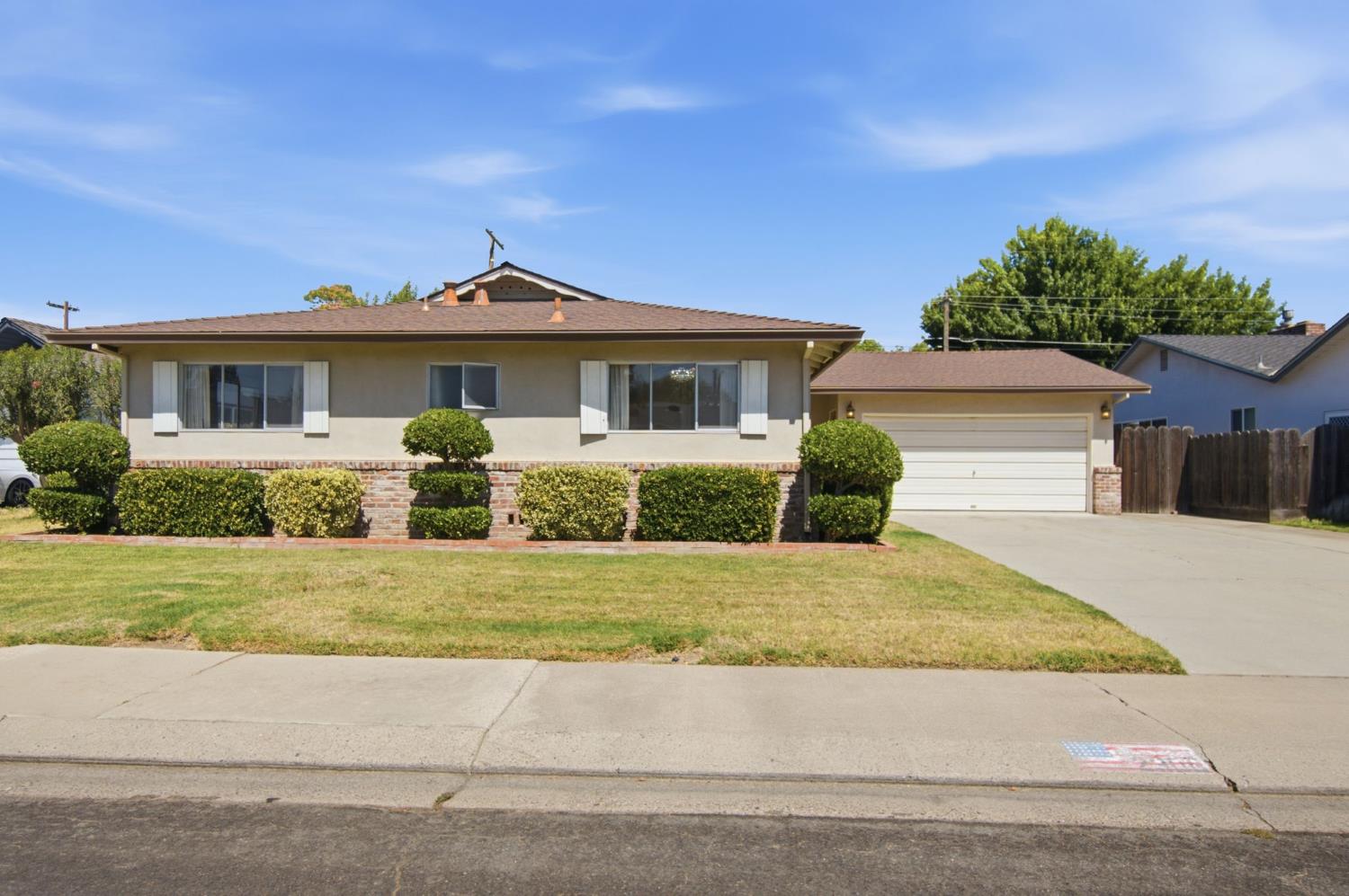 2306 Monticello Ave, Modesto, CA 95350