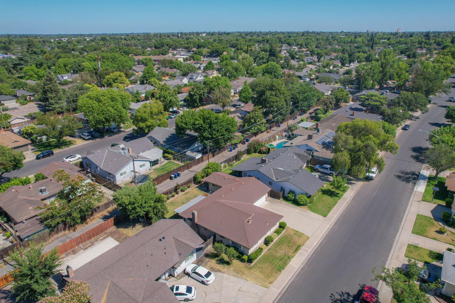 2306 Monticello Ave, Modesto, CA 95350