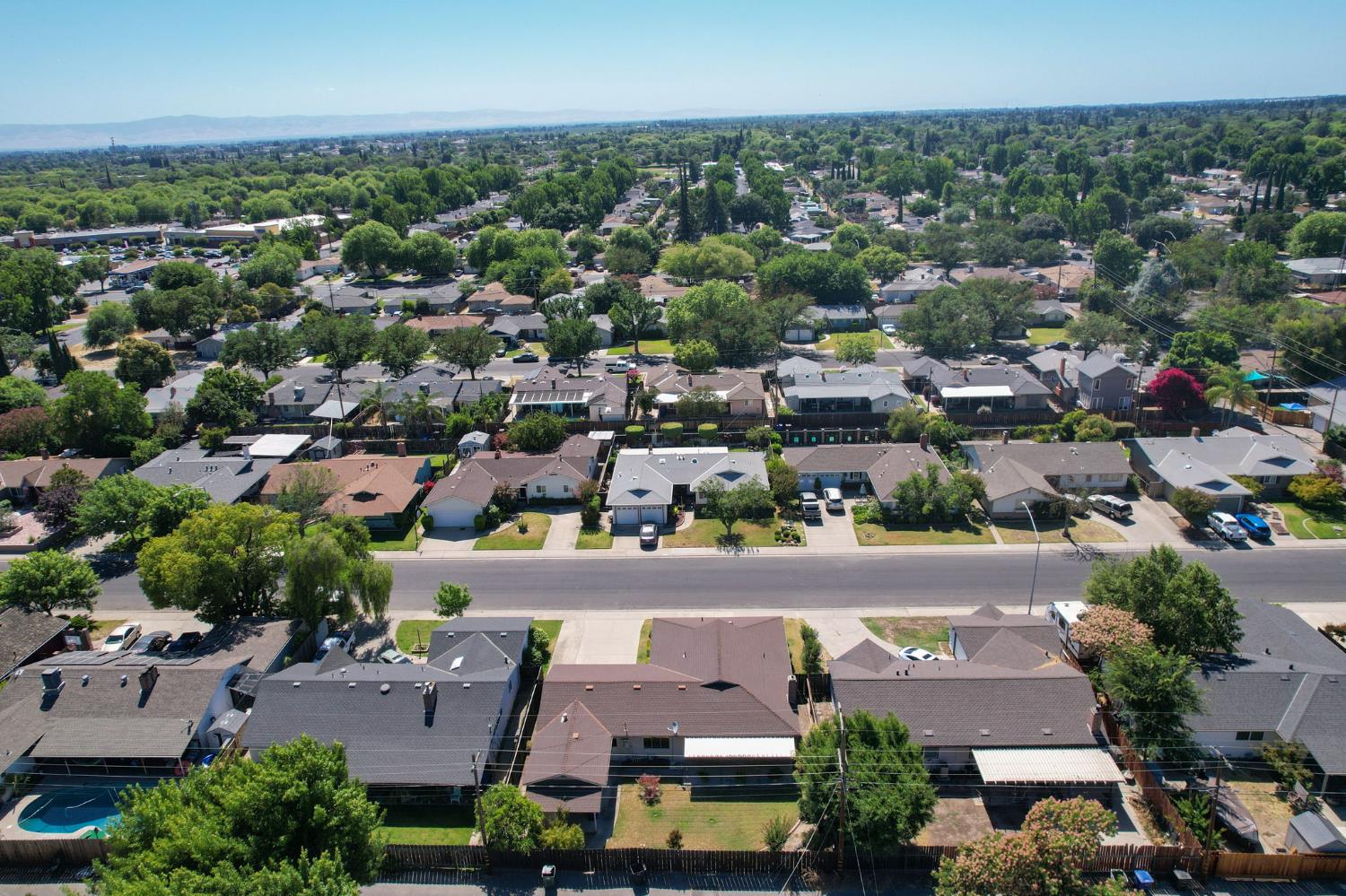 2306 Monticello Ave, Modesto, CA 95350