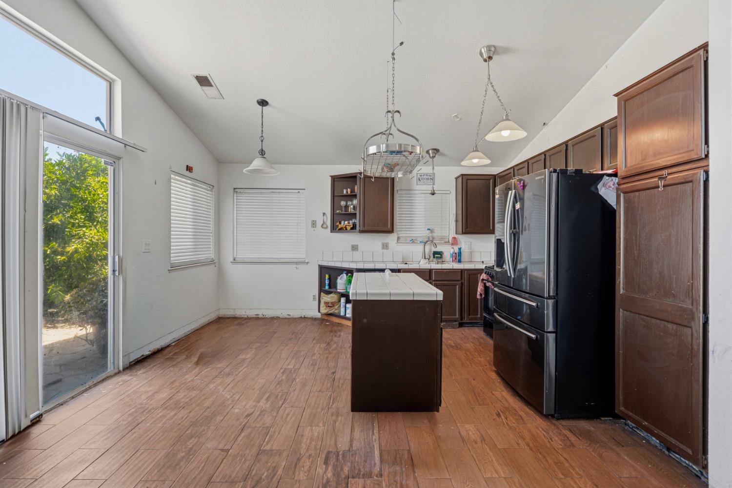 1713 Minnie St, Patterson, CA 95363