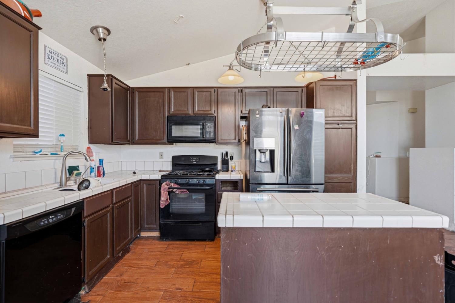1713 Minnie St, Patterson, CA 95363