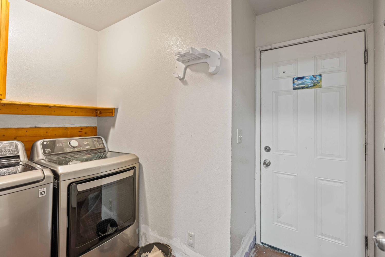 1713 Minnie St, Patterson, CA 95363