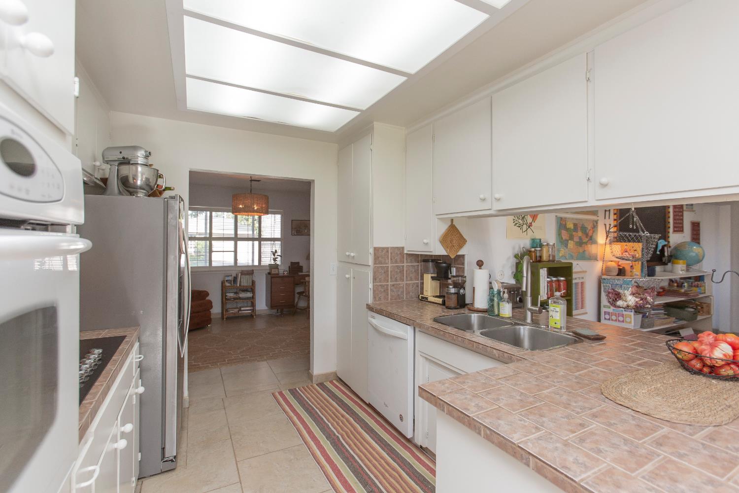 164 Elena Ct, Turlock, CA 95380