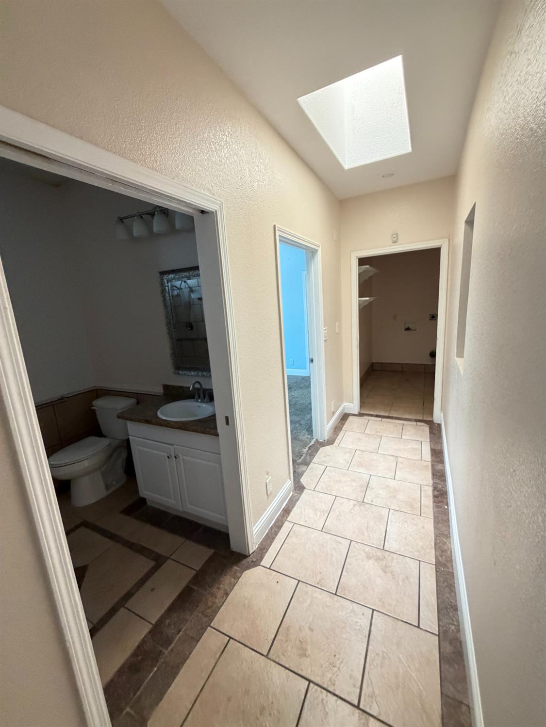 2825 Donner Trl, Riverbank, CA 95367