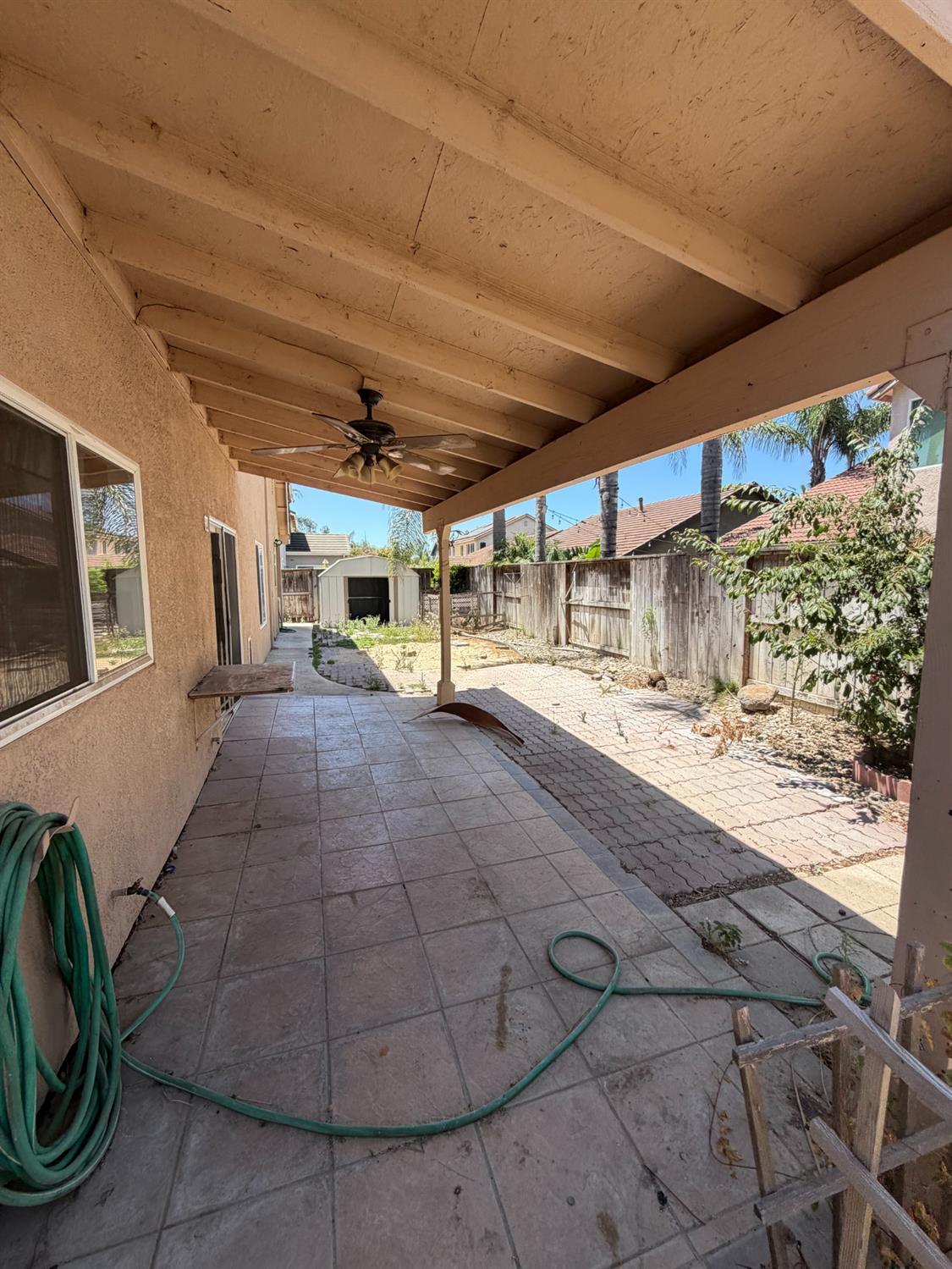2825 Donner Trl, Riverbank, CA 95367