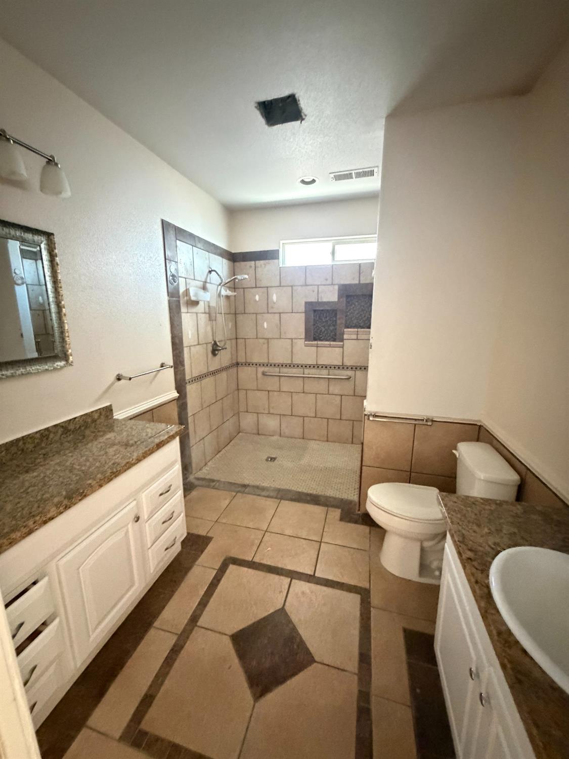 2825 Donner Trl, Riverbank, CA 95367