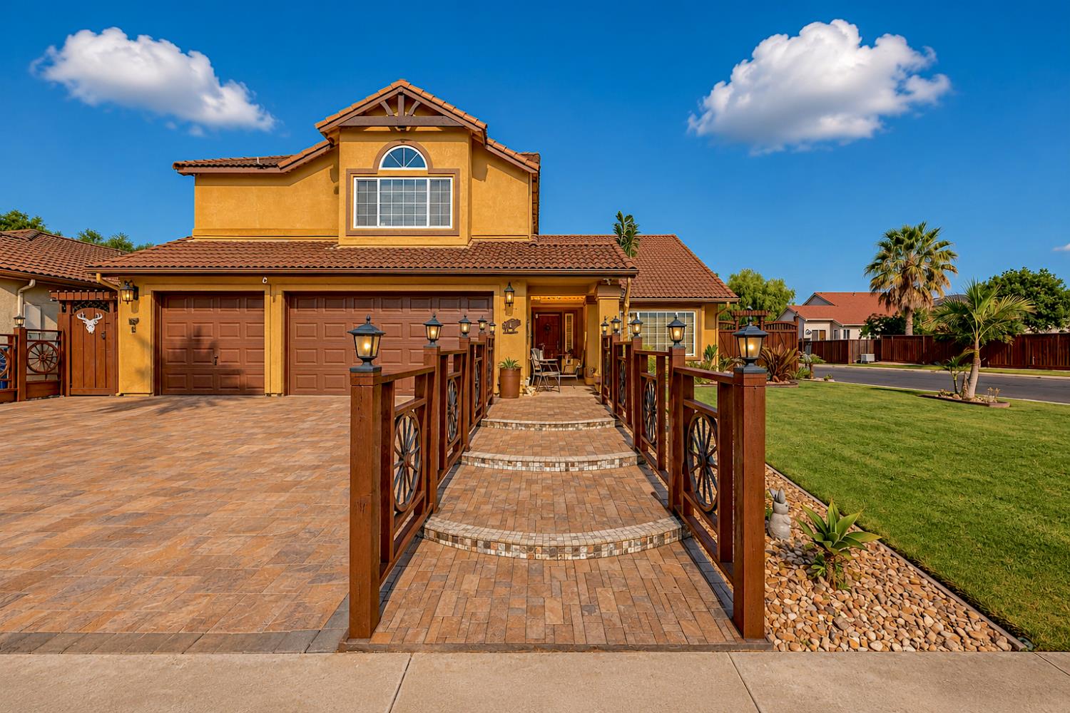 751 Savignon Blanc Ct, Los Banos, CA 93635