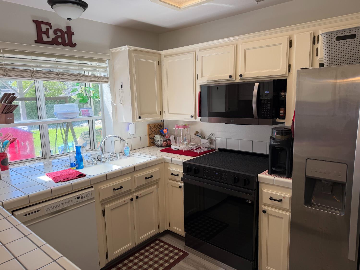 8665 N Cedar Ave #116, Fresno, CA 93720
