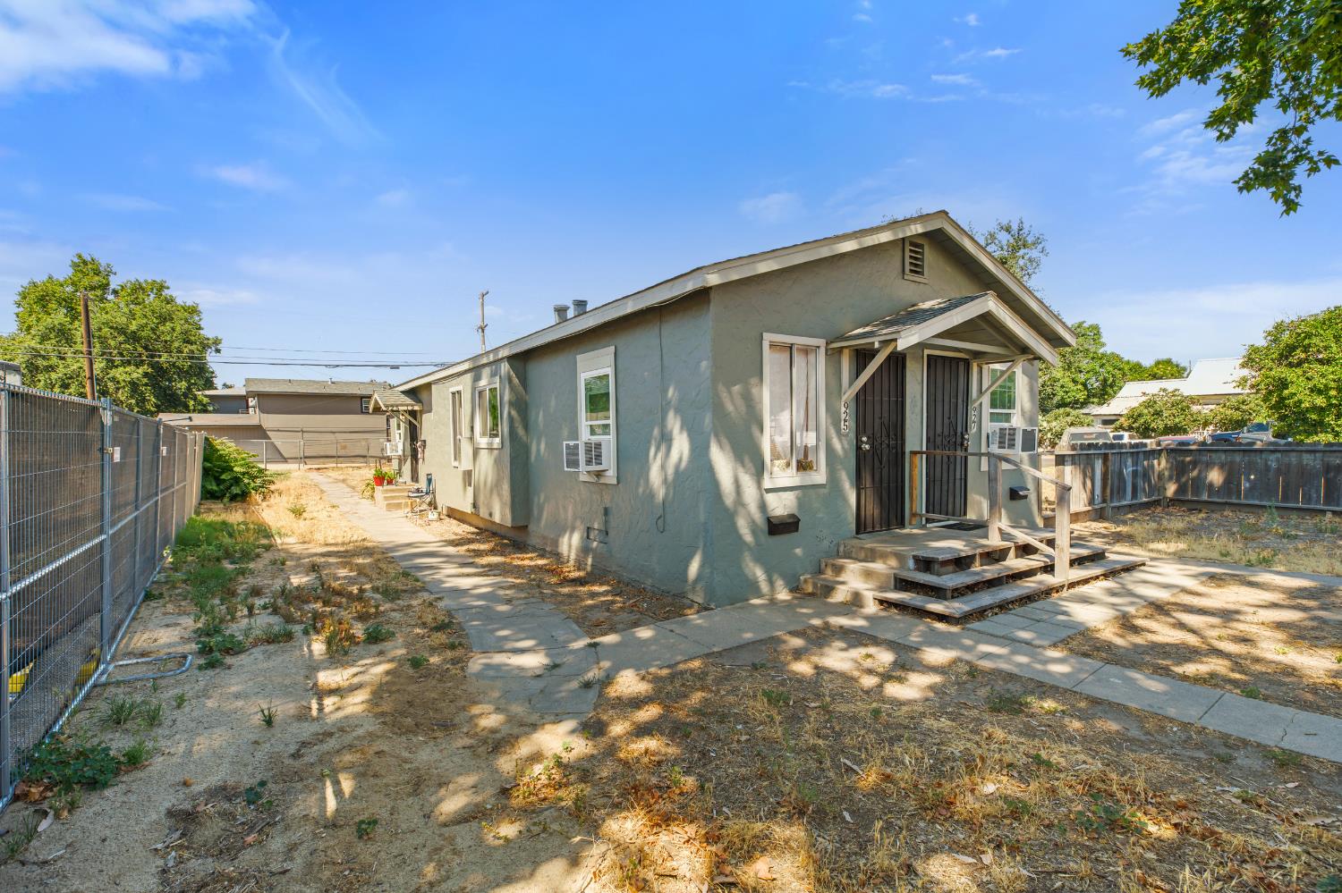 618 J St, Modesto, CA 95354