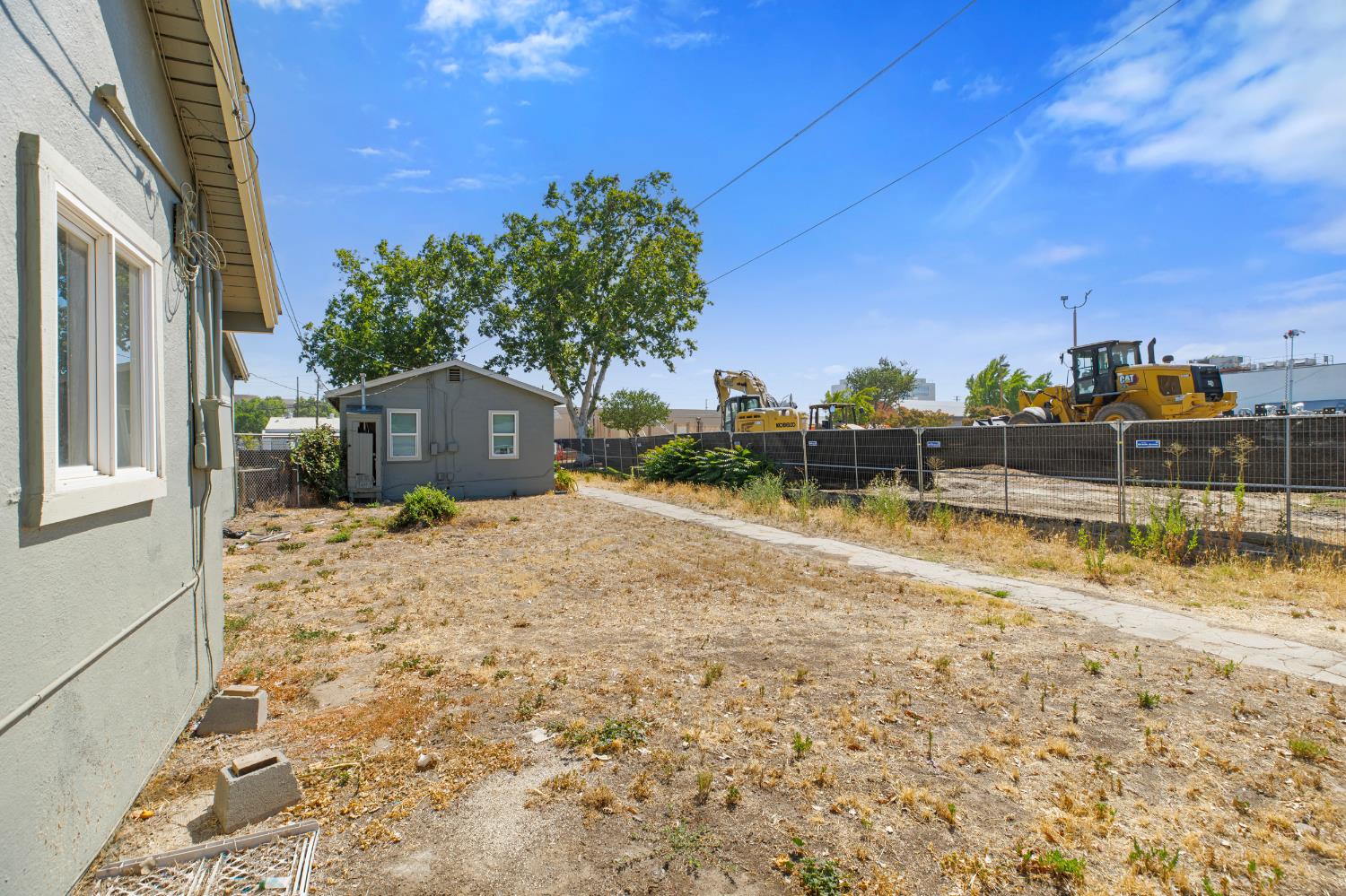 618 J St, Modesto, CA 95354