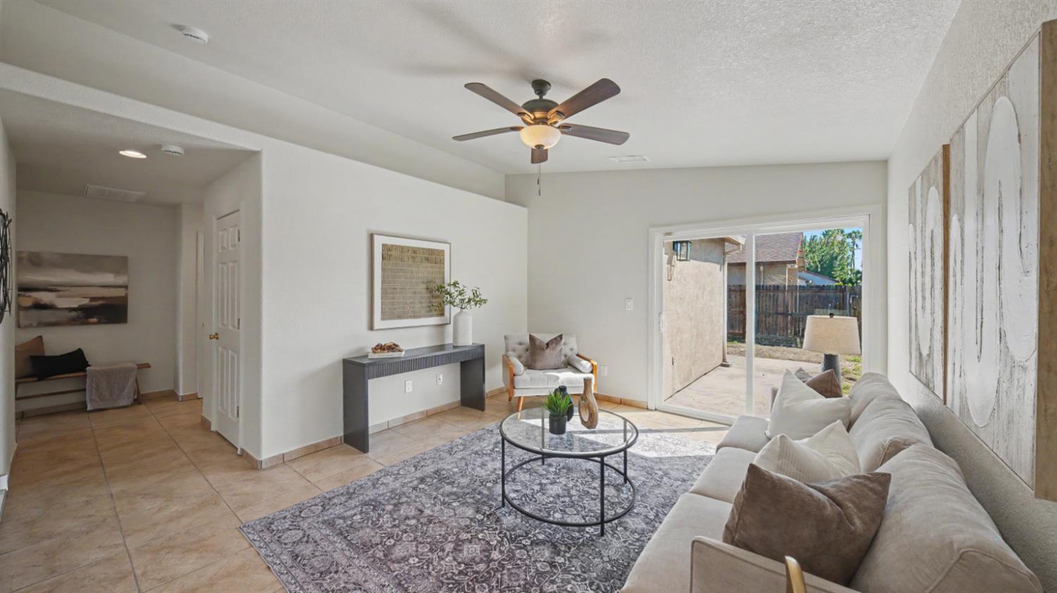 831 Emily St, Turlock, CA 95382