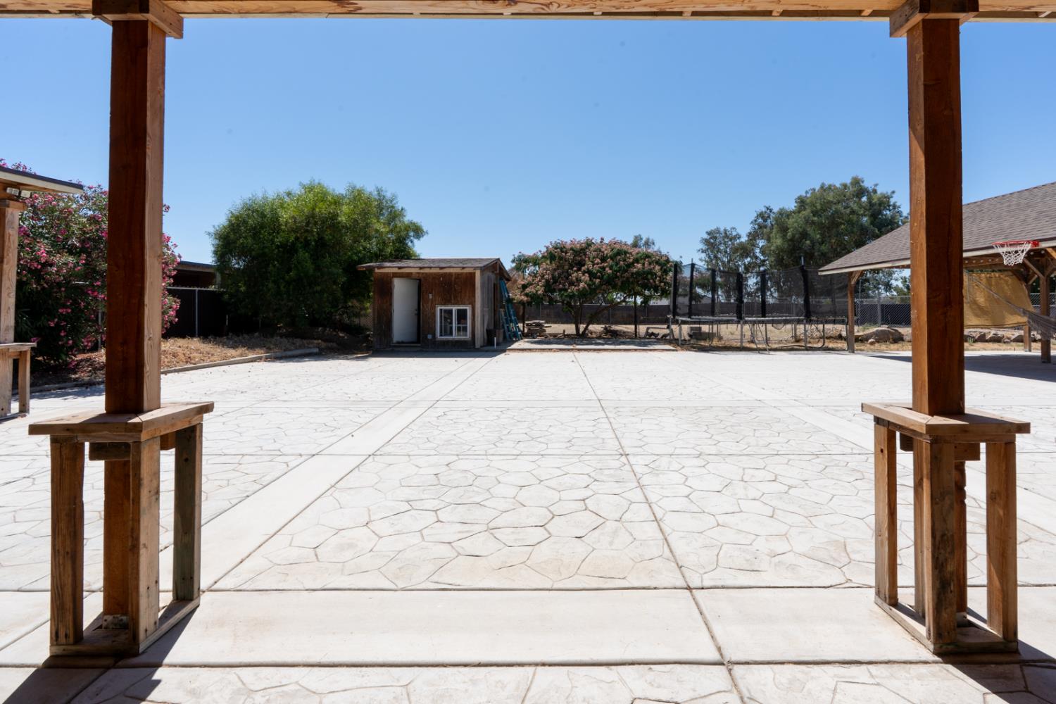 16448 Monreal Rd, Madera, CA 93636