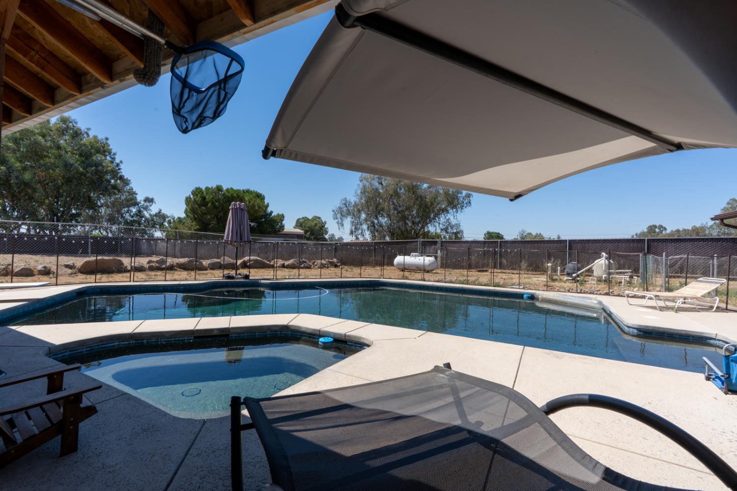 16448 Monreal Rd, Madera, CA 93636