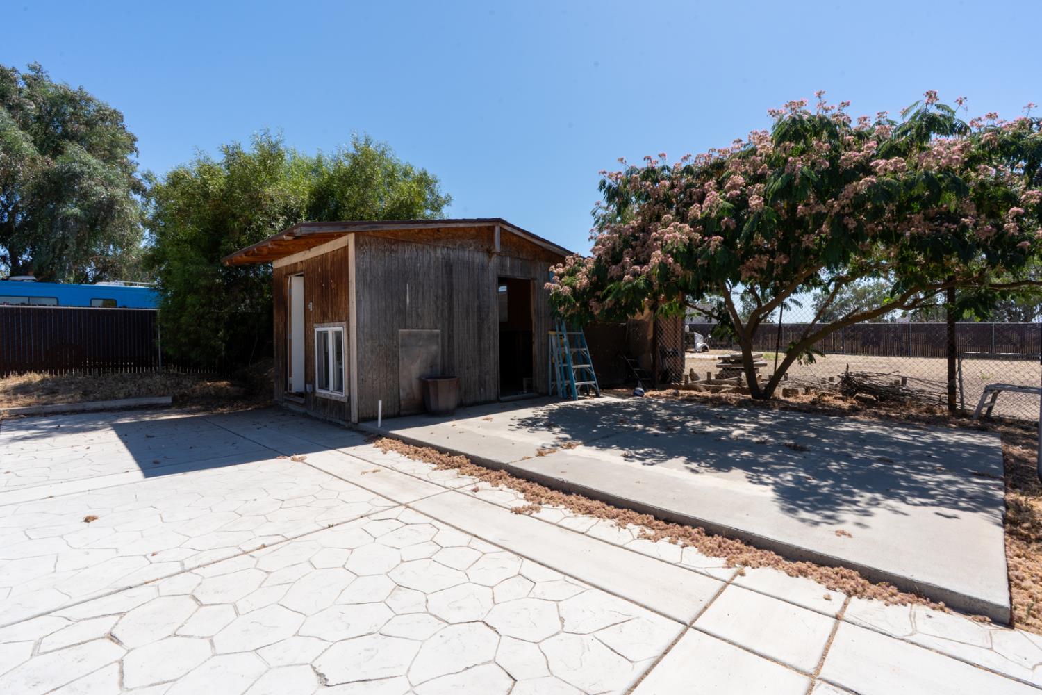 16448 Monreal Rd, Madera, CA 93636