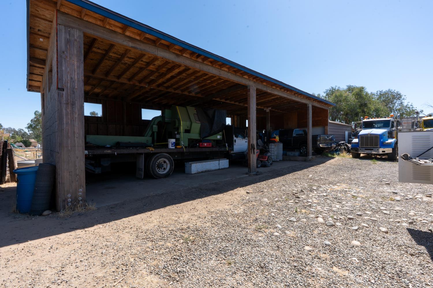 16448 Monreal Rd, Madera, CA 93636