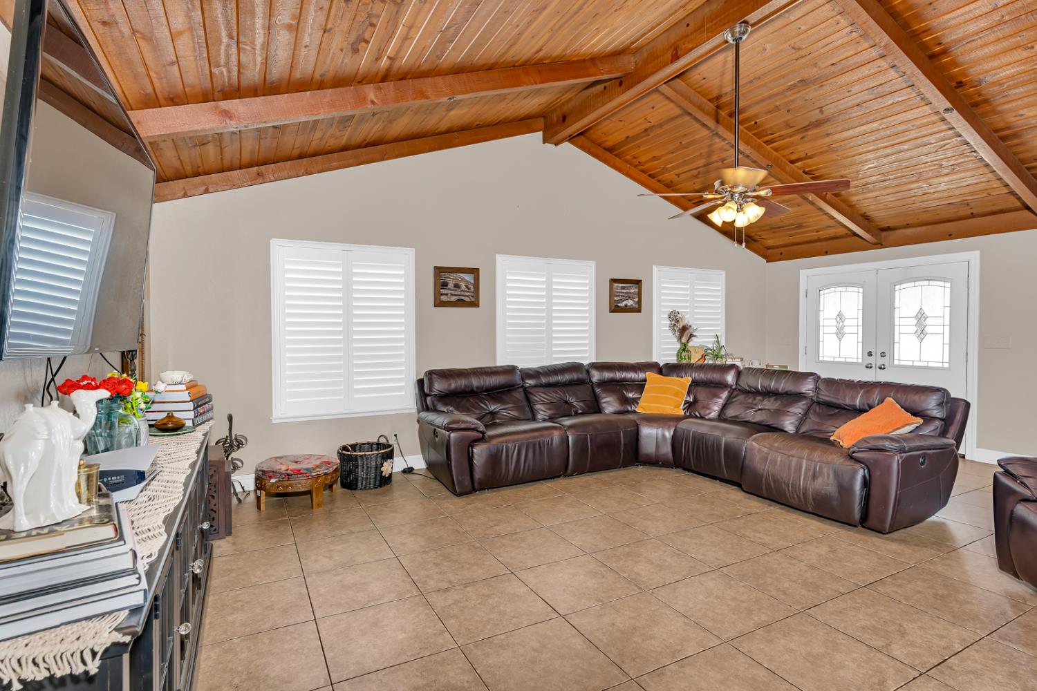16448 Monreal Rd, Madera, CA 93636