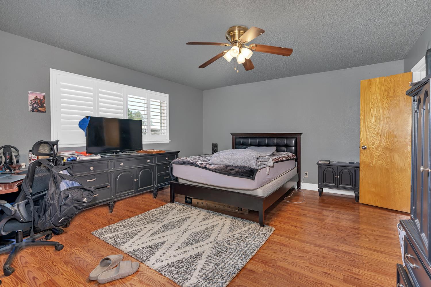 16448 Monreal Rd, Madera, CA 93636