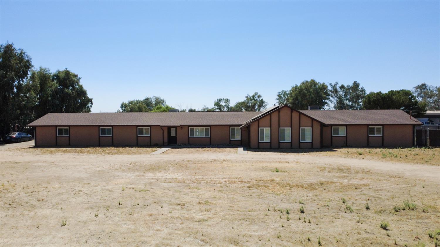 16448 Monreal Rd, Madera, CA 93636